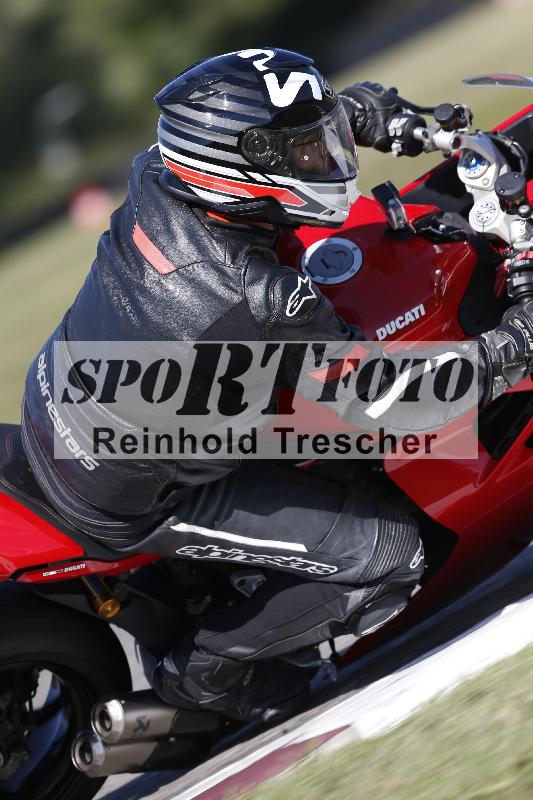 Archiv-2025/49 26.08.2025 Cornu Master School ADR/blau-bleu/28